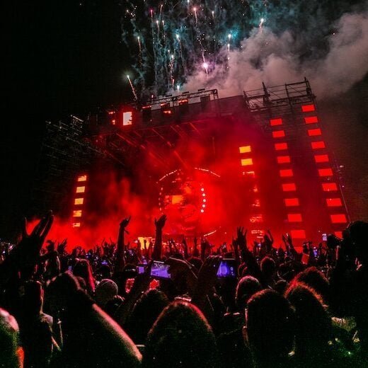 How to Achieve Success on the Music Stage